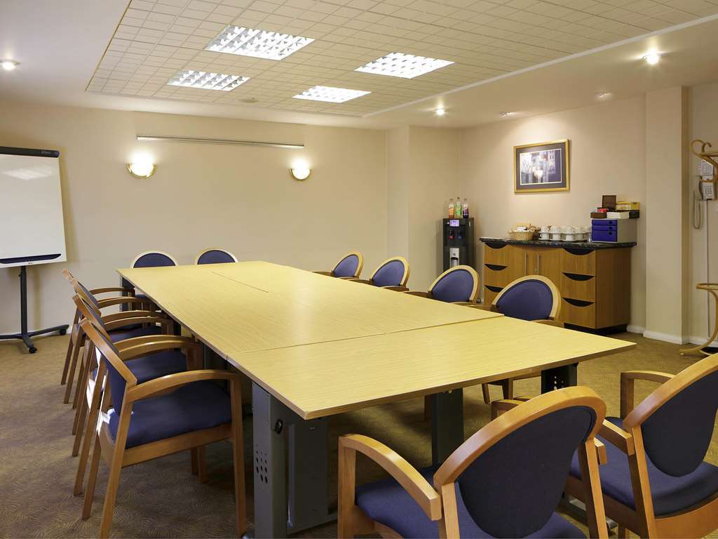 Ibis Cardiff Gate - International Business Park Otel Konforlar fotoğraf