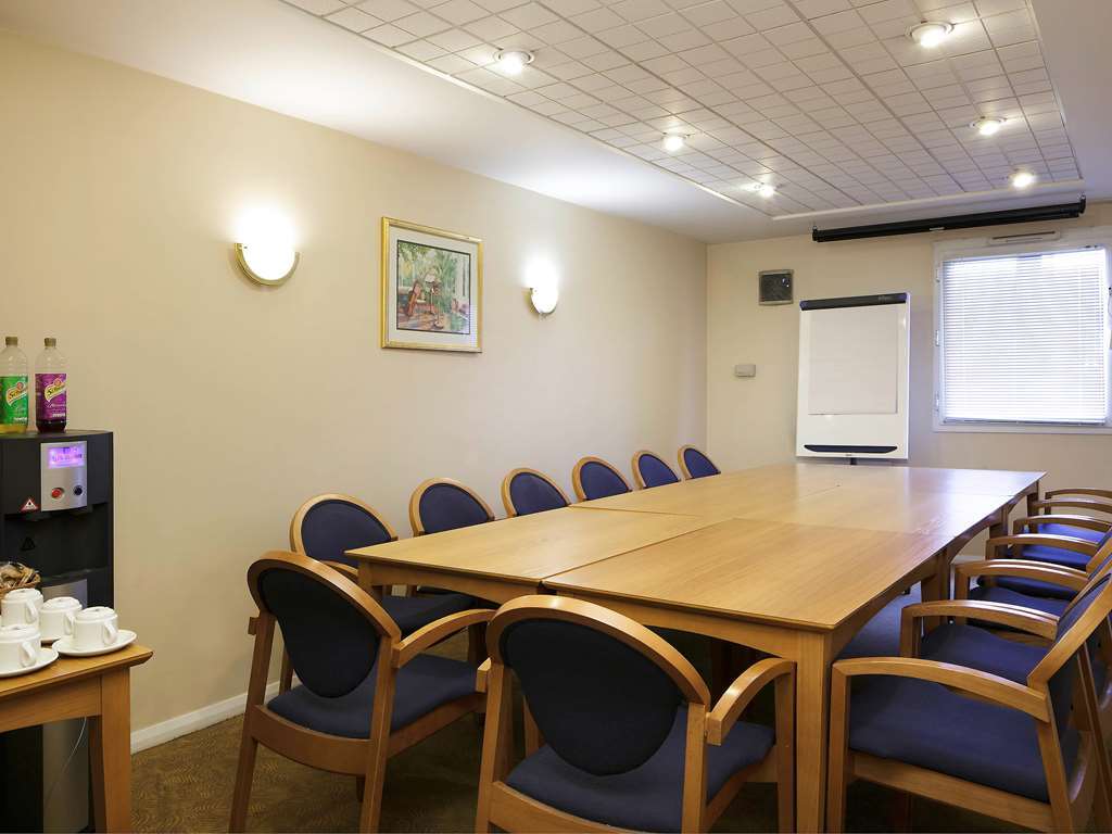 Ibis Cardiff Gate - International Business Park Otel Konforlar fotoğraf