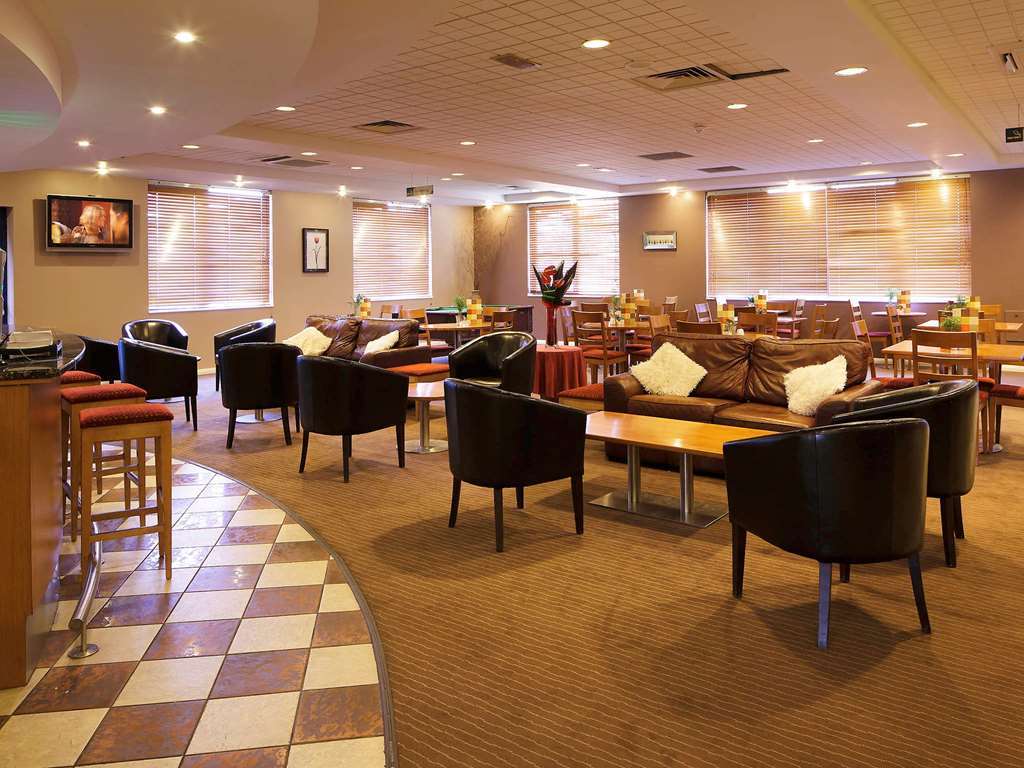 Ibis Cardiff Gate - International Business Park Otel Restoran fotoğraf