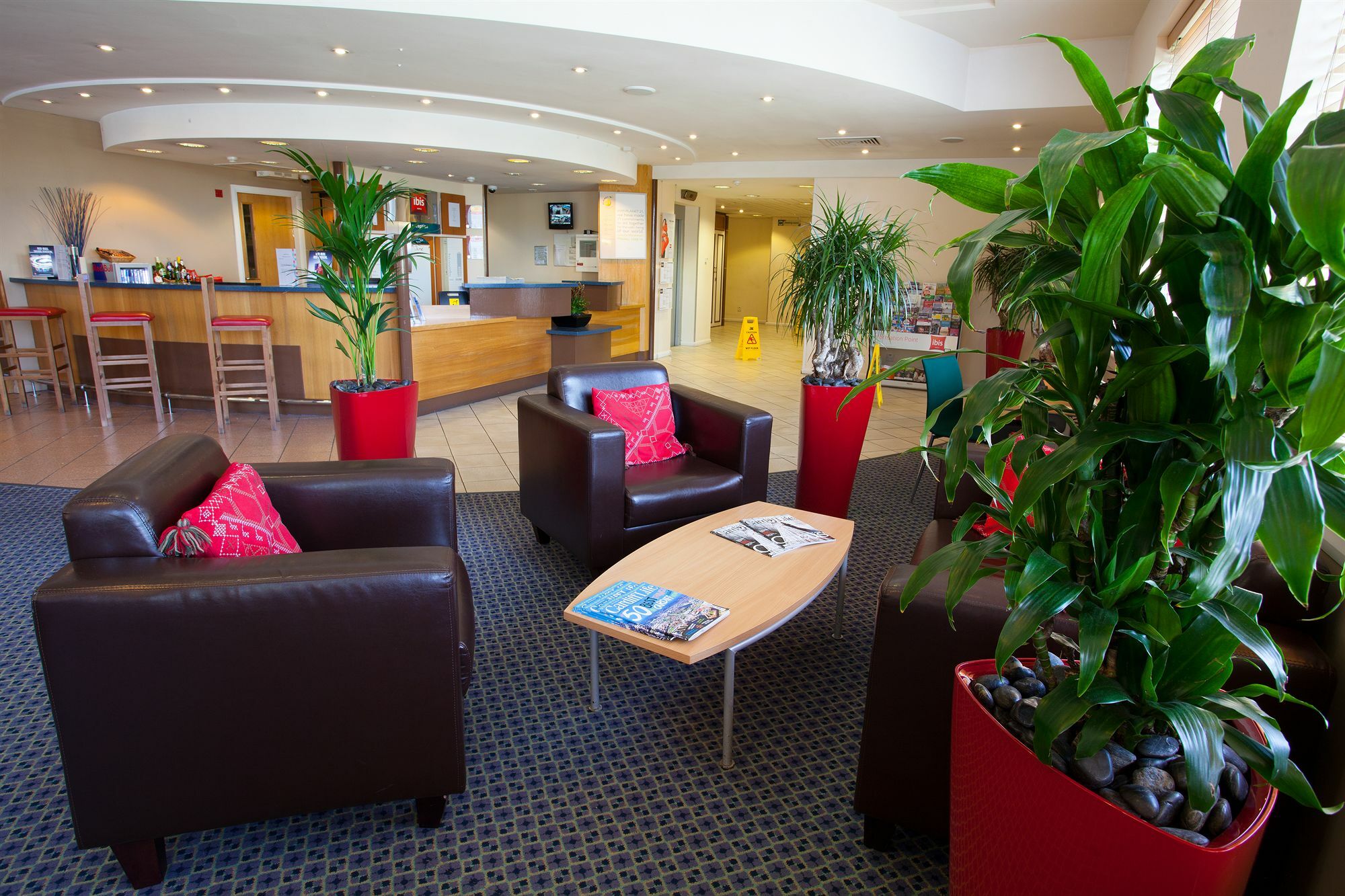 Ibis Cardiff Gate - International Business Park Otel Dış mekan fotoğraf