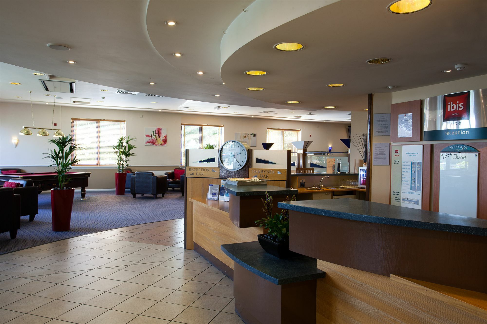 Ibis Cardiff Gate - International Business Park Otel Dış mekan fotoğraf